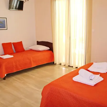 And Thomas 1 Apartment Vasiliki (Lefkada)